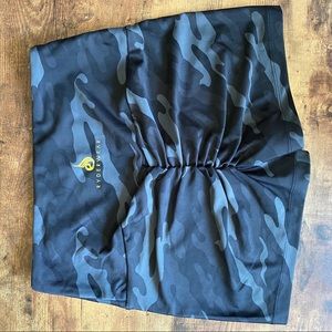 RYDERWEAR SCRUNCH BUM SHORTS SIZE XS